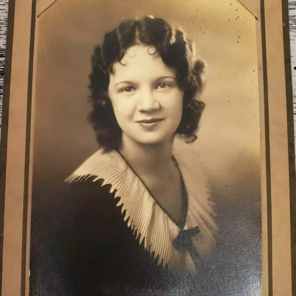 Antique 1930 Glamorous Lady Photograph